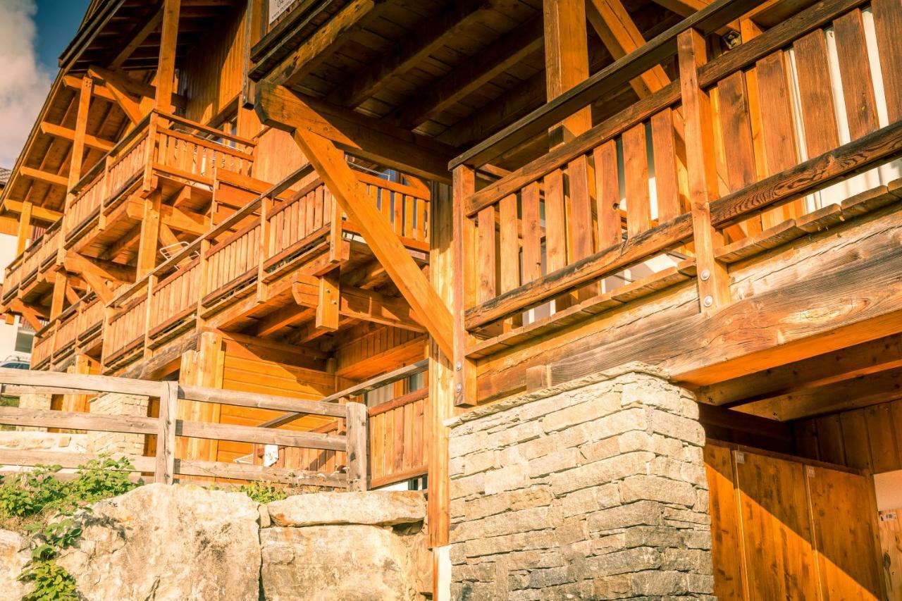 Aparthotel Hameau Des Ecrins By Infinimountain Puy-Saint-Vincent Zewnętrze zdjęcie